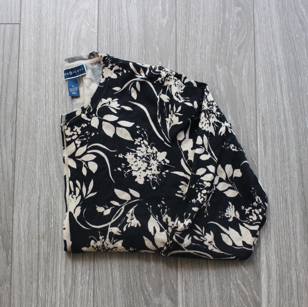 Karen Scott Large Cardigan